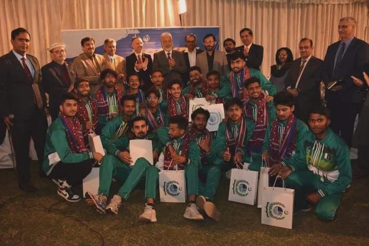 Dutch Team from Pakistan won 3-match National Hockey Series